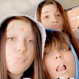 Meet your Posher, Hope